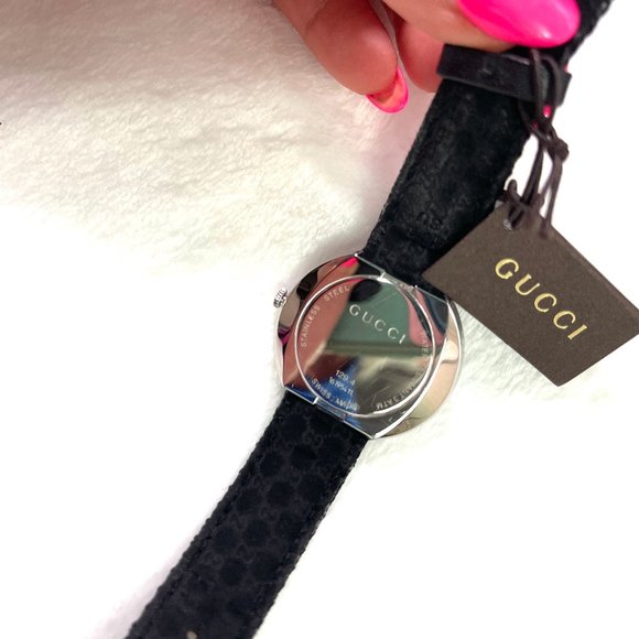 NIB Auc Gucci Swiss U-Play Red, Green and Black Nylon Strap Watch 35mm Y… - Picture 13 of 16